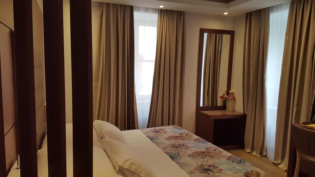 Boutique Hotel Mauro Poreč Rum bild