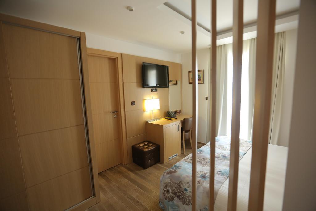 Boutique Hotel Mauro Poreč Exteriör bild