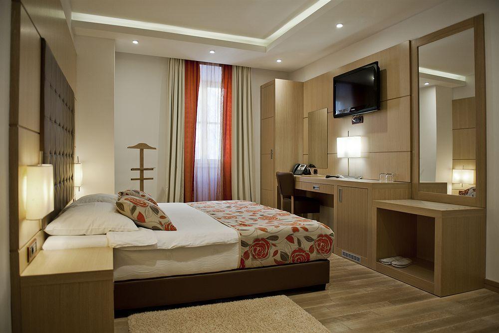 Boutique Hotel Mauro Poreč Exteriör bild