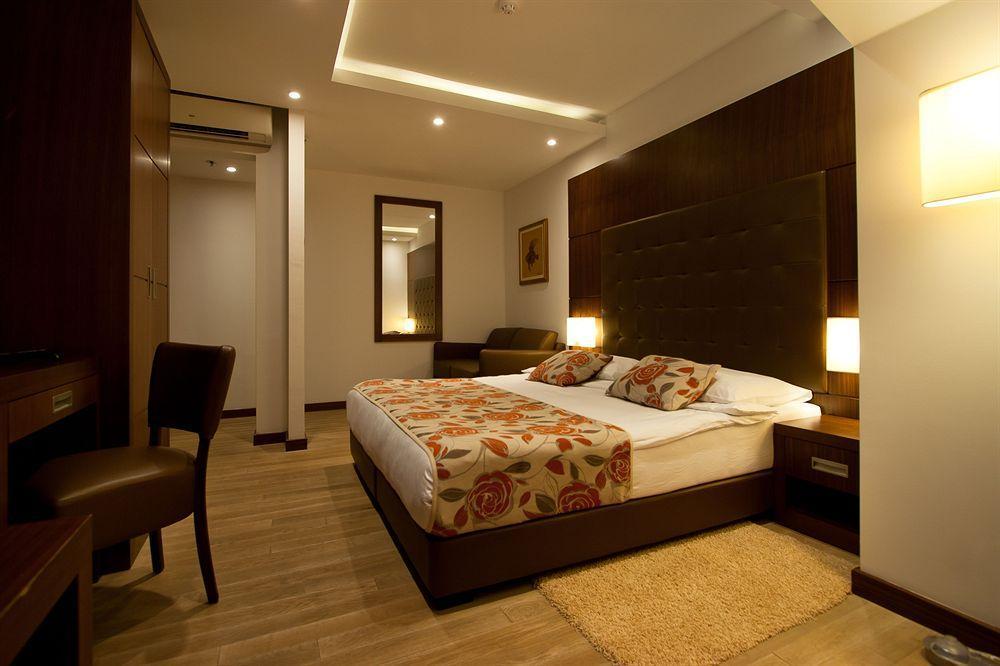 Boutique Hotel Mauro Poreč Exteriör bild